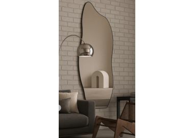 מראה אורגנית מעוצבת לתלייה על הקיר