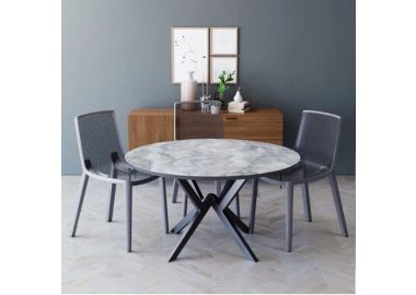 פינת אוכל עגולה בגוון שיש אפור דגם פירנצה עם 4 כסאות בגוון אפור