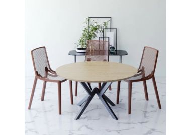 פינת אוכל עגולה דגם ונציה עם 4 כסאות בגוון חום