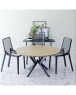 פינת אוכל עגולה דגם ונציה עם 4 כסאות בגוון שחור